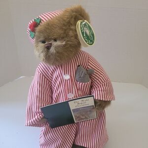BEARINGTON bear Christopher Christmastale Style Nwt 1765 14" tall No box book